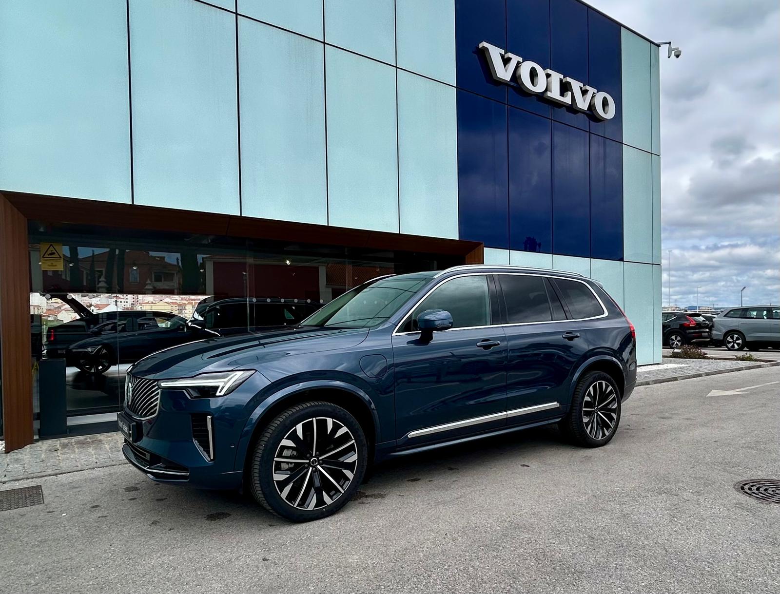 Volvo XC90 Plus Bright